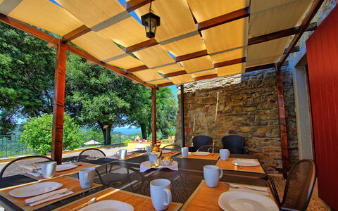 Villa Crispinino: Proprietà, Costruzione, Camera, Interior Design, Immobiliare, Portico, Casa, Albero, Terrazza, Tavolo