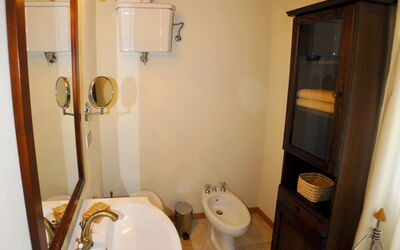 Accommodation:&nbsp;Botto & Bruno