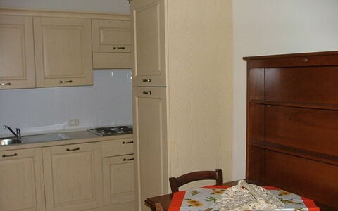 Accommodation:&nbsp;Cabernet