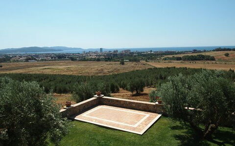 Villa Giulia Follonica: Proprietà, Erba, Lotto, Paesaggio, Area Rurale, Immobiliare, Plain, Casa, Pascolo, Casa