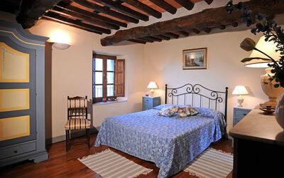 Accommodation:&nbsp;Ginestra
