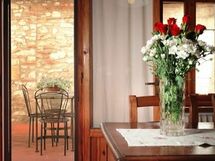 Particolare della terrazza a L'Uliveta