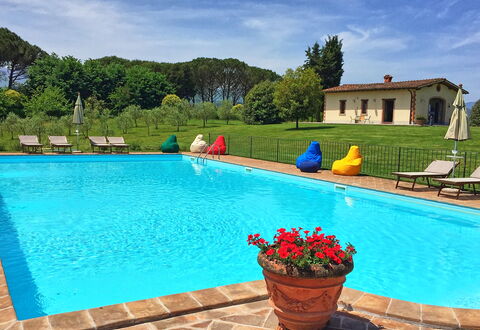 Villa Sant' Angelo: Swimming Pool, Property, Vacation, Leisure, Azure, Real Estate, House, Summer, Building, Resort