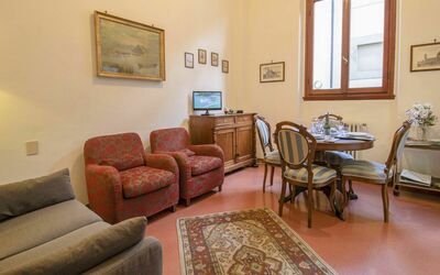 Florence 375: Room, Furniture, Property, Living Room, Interior Design, Building, Real Estate, House, Floor, Table