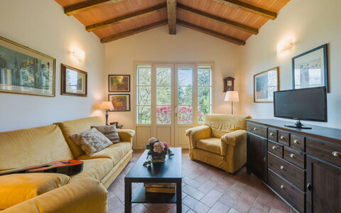 Casa Gianna: Furniture, Interior Design, Ceiling, Couch, Flooring, Home, Floor, Room, Lighting, Living Room