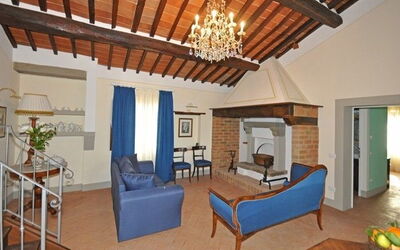 Accommodation:&nbsp;Romina 1