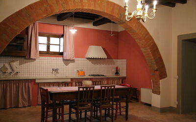 Accommodation:&nbsp;Romina 5