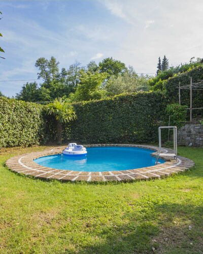 Il Vecchio Ospitale: Water, Sky, Plant, Cloud, Building, Tree, Land Lot, Shade, Grass, Swimming Pool
