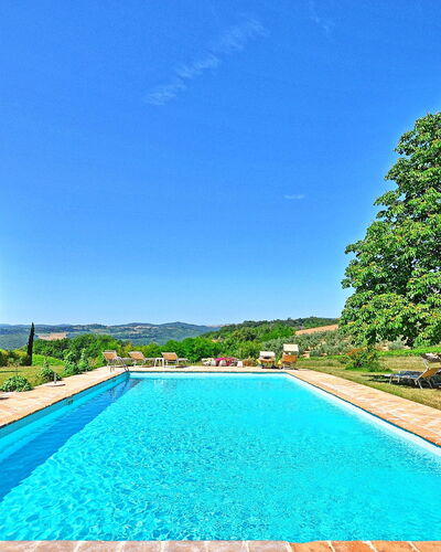 Vittoriana: Swimming Pool, Property, Real Estate, Resort, House, Building, Estate, Leisure, Villa, Residential Area