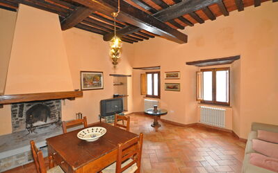 Accommodation:&nbsp;Marradi 3