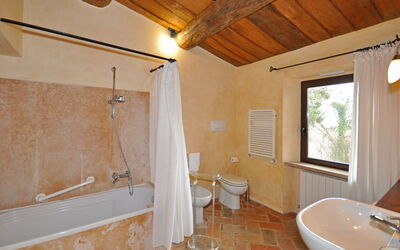 Accommodation:&nbsp;Bastia 5 - Limonaia