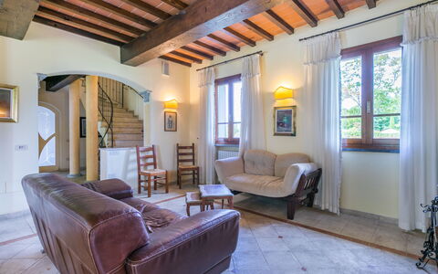 Accommodation:&nbsp;Villa Elena 900.1