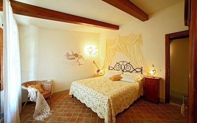 Accommodation:&nbsp;Zefiro