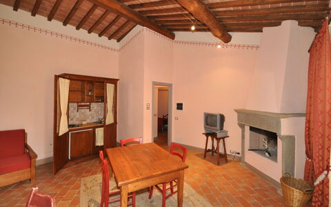 Alloggio:&nbsp;Cornia 5