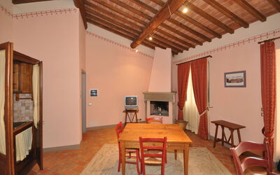 Alloggio:&nbsp;Cornia 5
