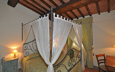 Alloggio:&nbsp;Cornia 7