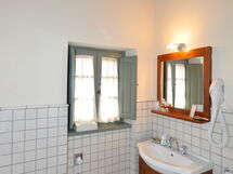 Alloggio:&nbsp;Cornia 8