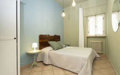 Accommodation:&nbsp;Barbara 250.4