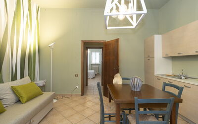 Accommodation:&nbsp;Barbara 250.4
