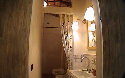Accommodation:&nbsp;Ginestra