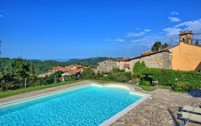 Il Gualdo: Swimming Pool, Property, Real Estate, Azure, Estate, House, Vacation, Water, Building, Villa